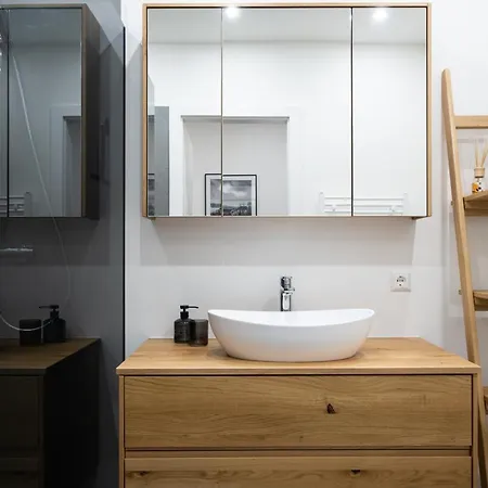 Mh Living - 39 - Scandinavian Living Dream In Center